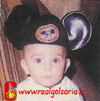 عکس کودکی محمدرضا گلزار با کلاه مشکی