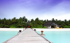 32-otel-maldives-angsana-velavaru-maldivy-most.jpg (240×150)