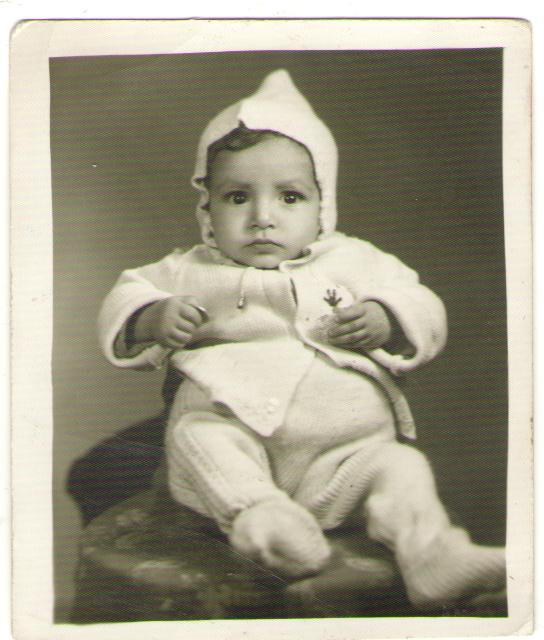 کودکی شهید حسن خاکی