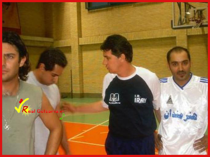 عکس محمدرضا گلزار در والیبال هنرمندان قدیمی